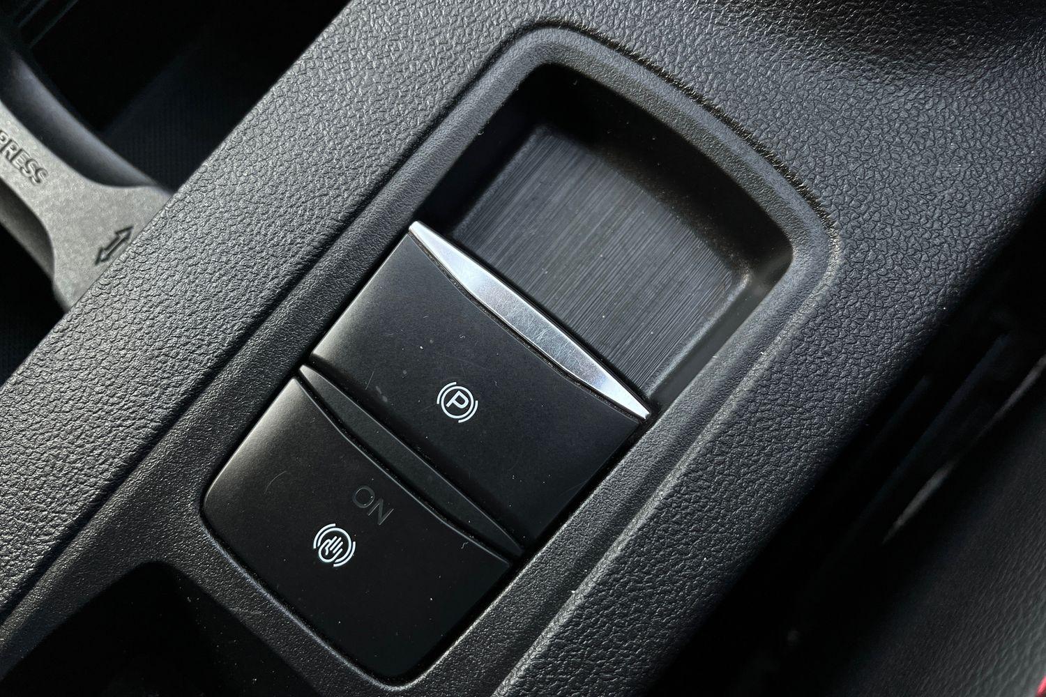 Ford Kuga Photo 32