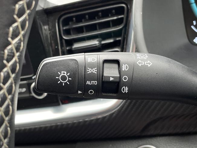 KIA Stonic Photo 37