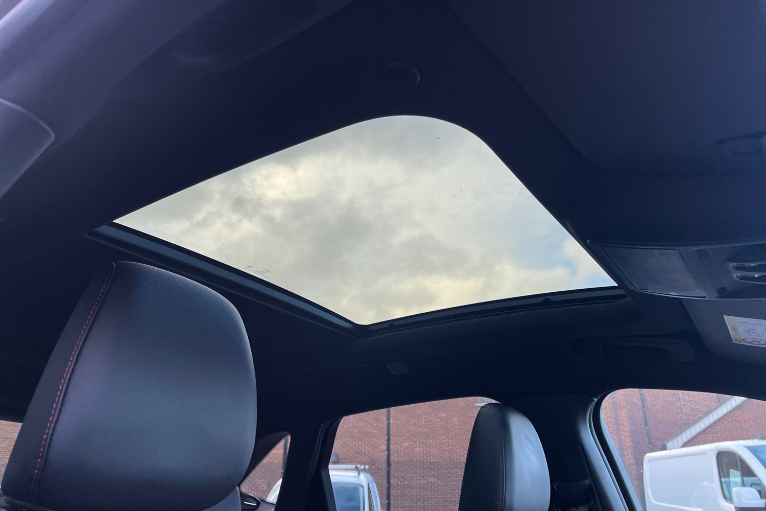 Ford KUGA Photo 34
