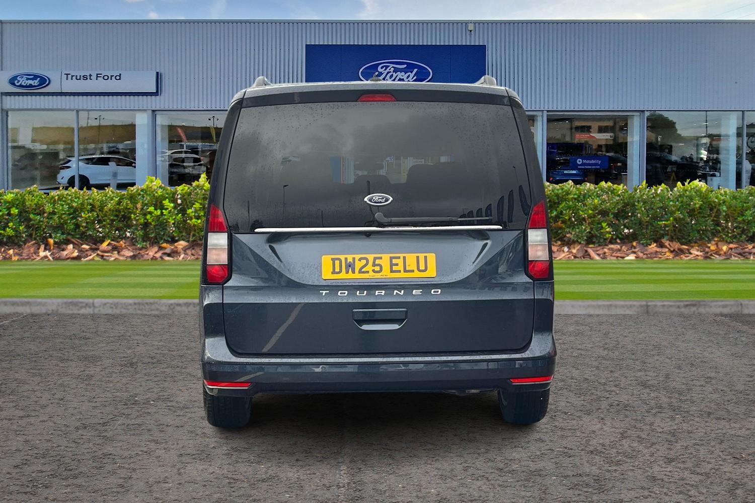 Ford Grand Tourneo Connect Photo 6