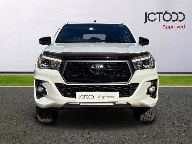 Toyota Hilux Photo 8