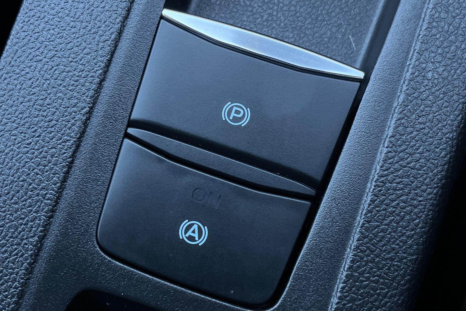 Ford FOCUS Photo 35