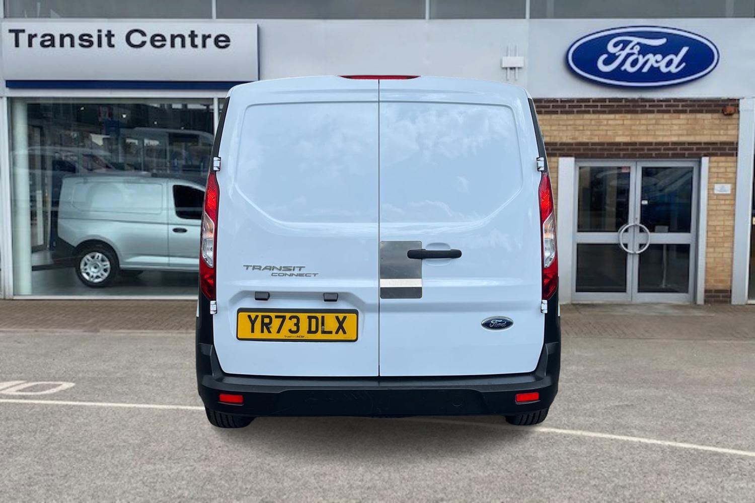 Ford TRANSIT CONNECT Photo 12