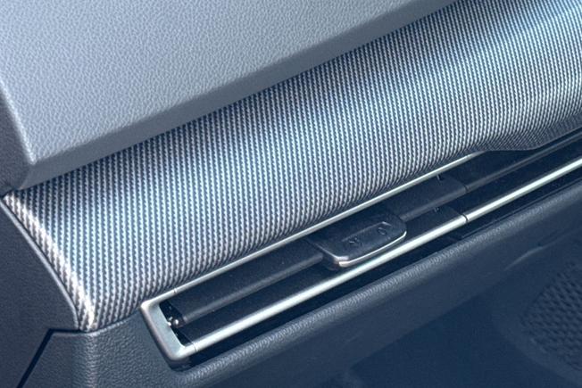 Volkswagen Golf Photo 46