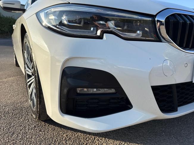 BMW 3 Series Photo 19