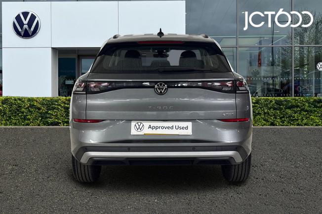 VOLKSWAGEN T-Roc Photo 7