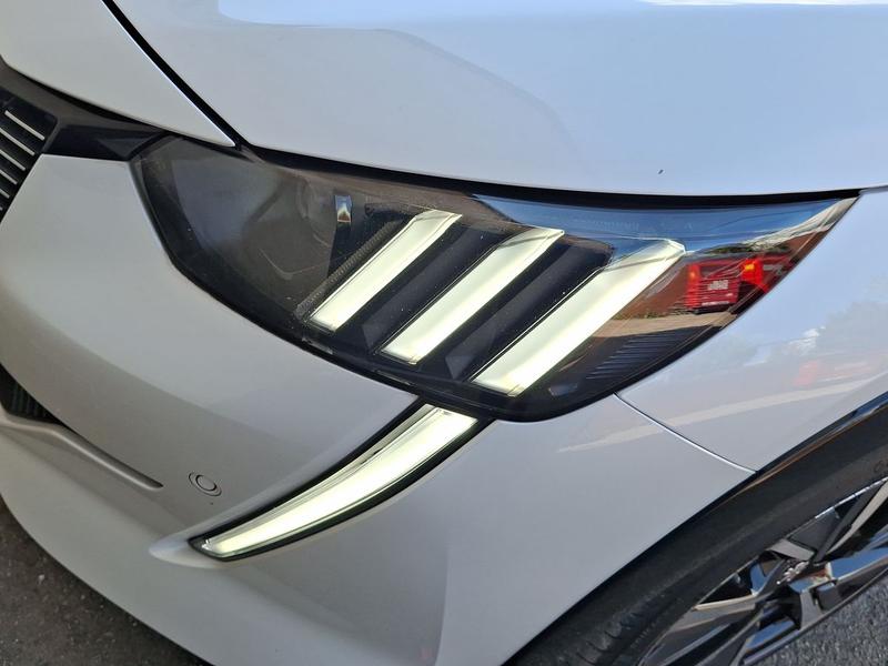 Used Peugeot 208 OW69AXF 29