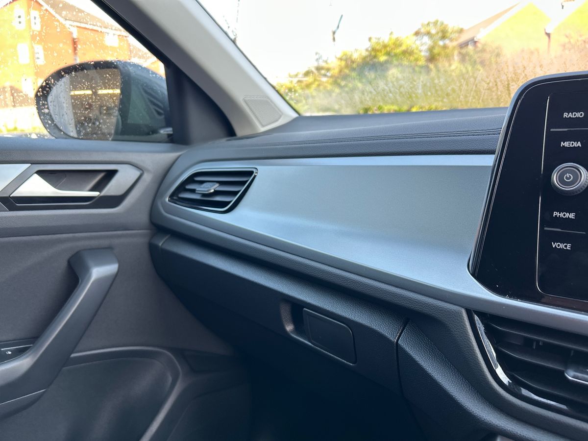Volkswagen T-roc Photo autoimg-473c31a8405169076bdc31ddbff7c6116890f57a.jpg