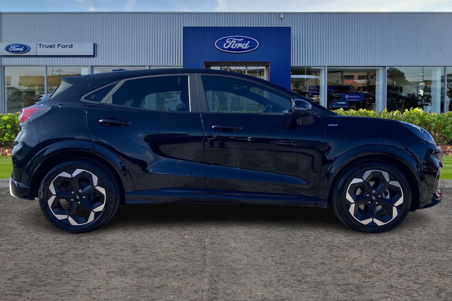 Ford PUMA Photo 2