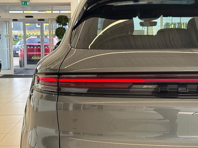 PORSCHE Cayenne Photo 22