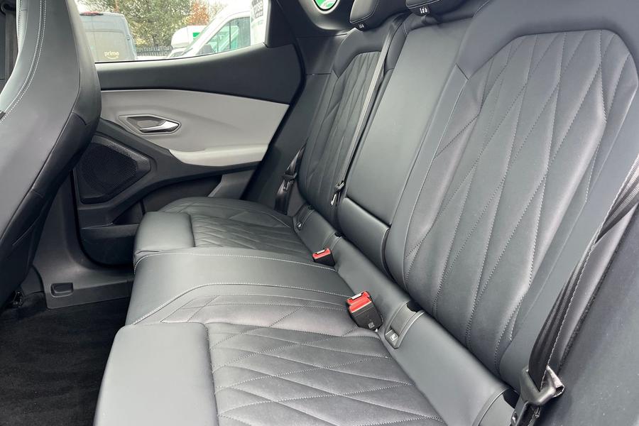 Ford CAPRI Photo autoimg-4744d283b4ace21f168633f3cc11ec16936572f5.jpg