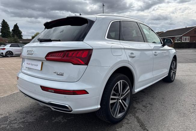 AUDI Q5 Photo 30