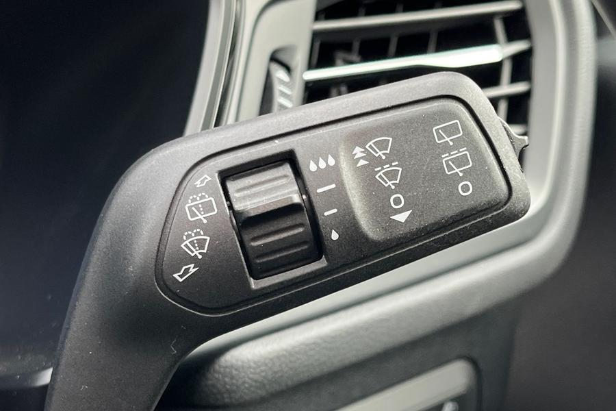 Ford KUGA Photo autoimg-47472decd96c3dc7894c3488283adebbc93f0234.jpg