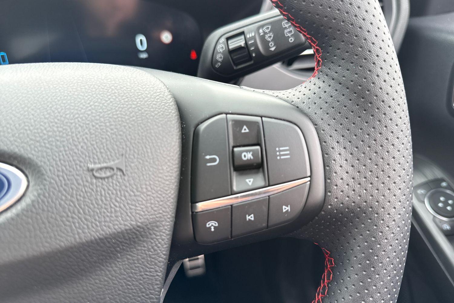 Ford KUGA Photo 23
