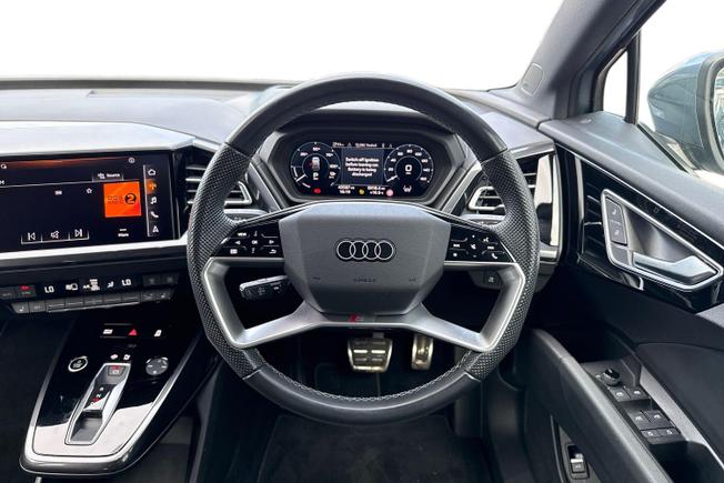 AUDI Q4 E-Tron Photo 11