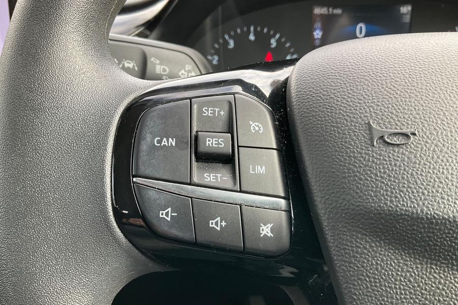 Ford FIESTA Photo autoimg-474d8e28322194603ab299b3d31c54047eba0ef8.jpg