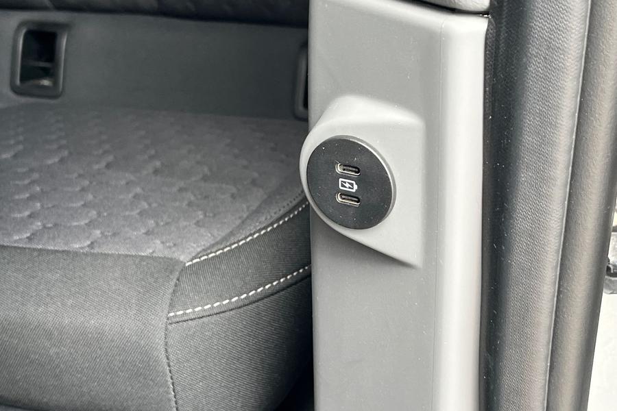 Ford TOURNEO CUSTOM Photo autoimg-474e5bb828e506f2df014d63b4448dea296a50aa.jpg