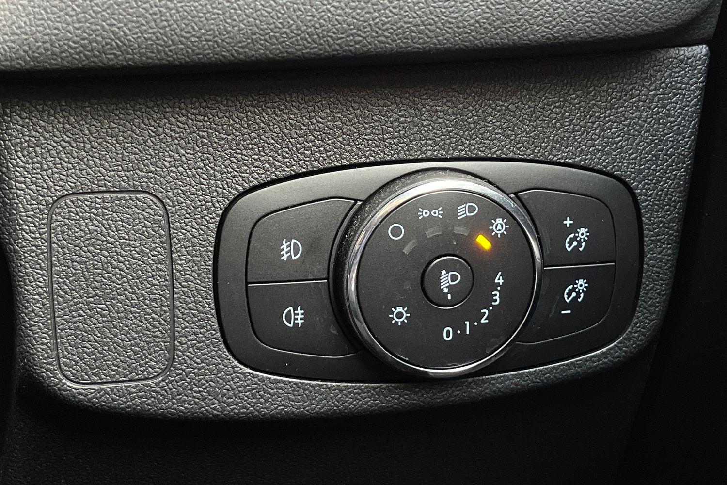 Ford Focus Photo 37
