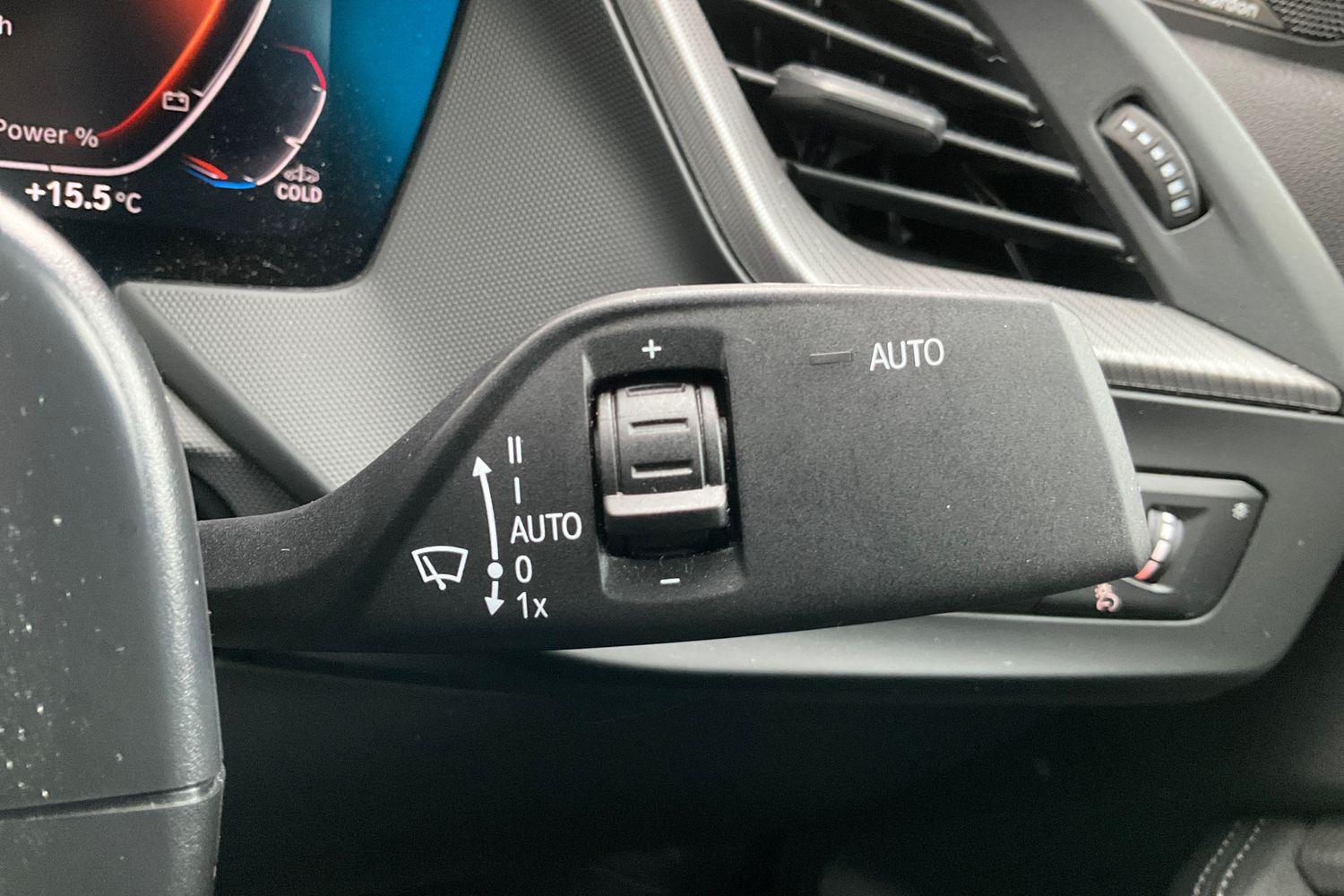 BMW 2 SERIES Photo 14