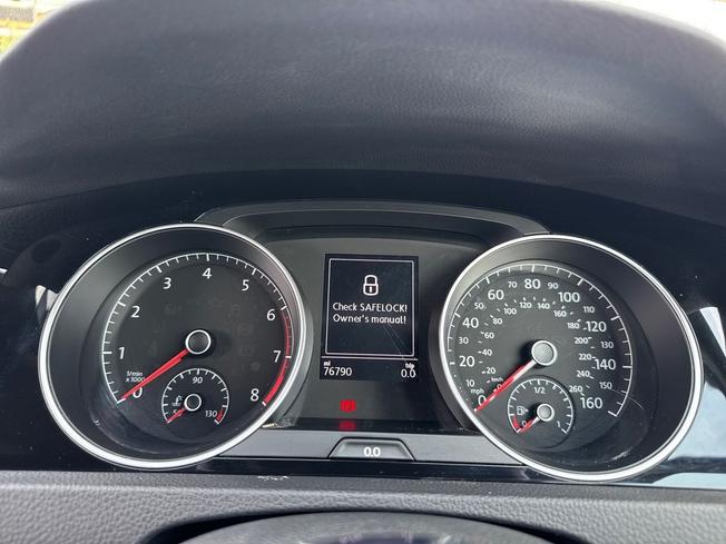 VOLKSWAGEN Golf Photo 15