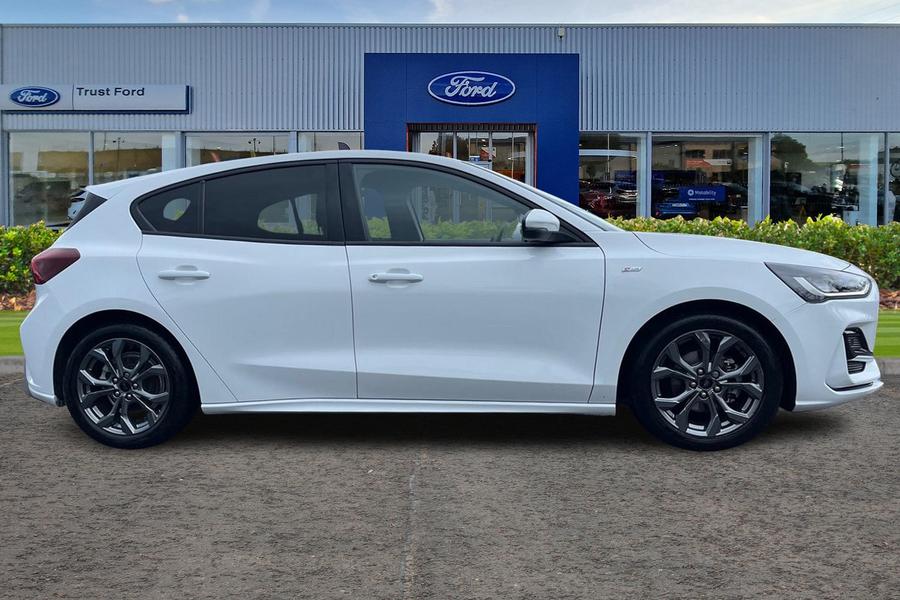 Ford FOCUS Photo autoimg-4756c38801192fa96101dd0f23950caadfb58c3c.jpg