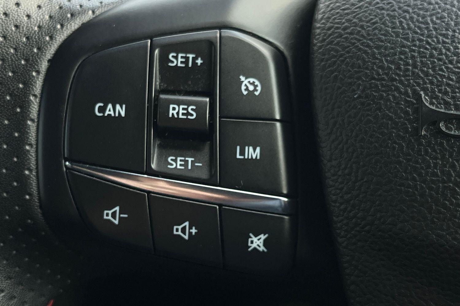 Ford Focus Photo 24
