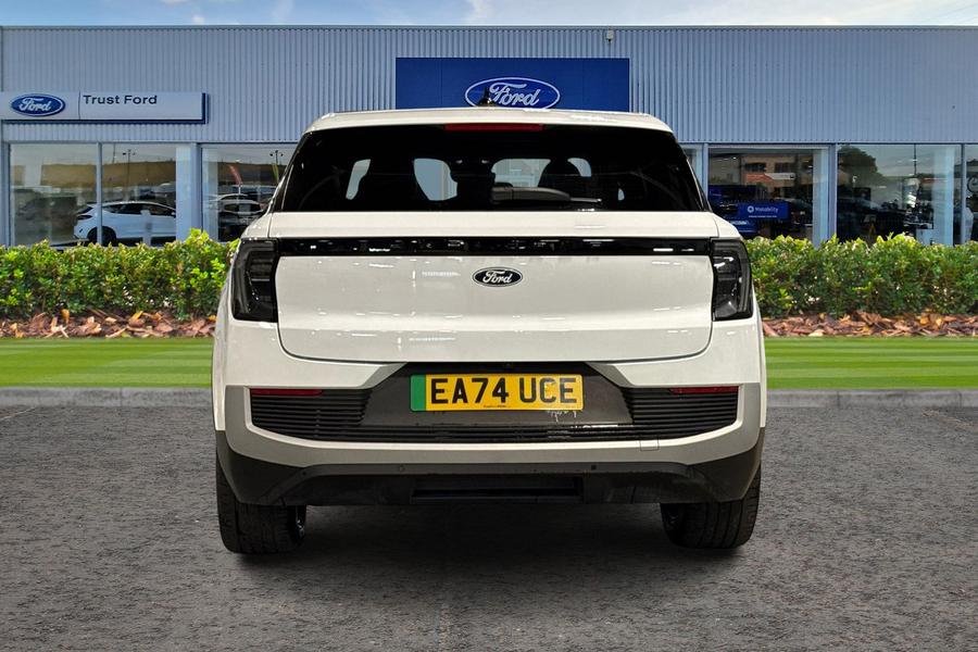 Ford Explorer Photo autoimg-475dcd2b714c5802cfca7f6d5aed333da0620a9e.jpg