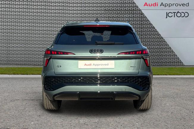 AUDI Q3 Photo 7