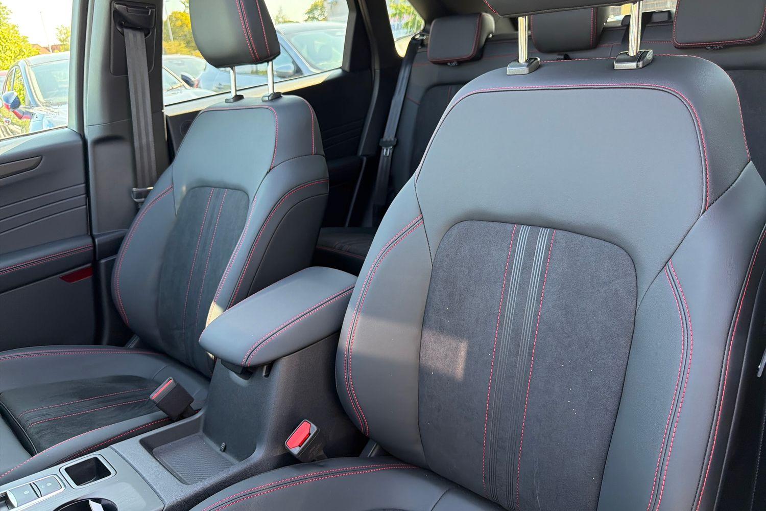 Ford Kuga Photo 18
