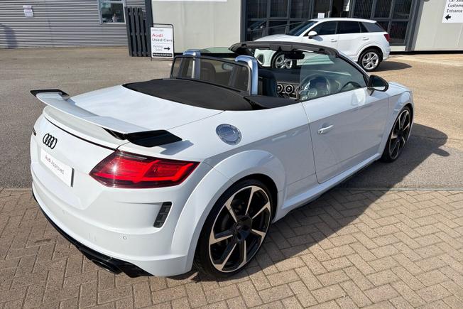 AUDI Tt Rs Photo 57