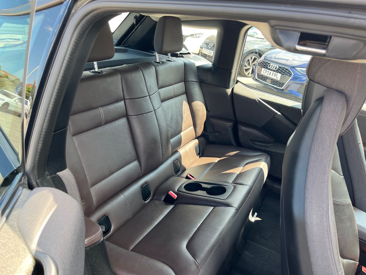 BMW i3 Photo 28