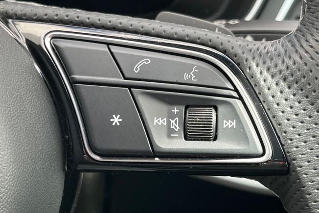 AUDI A5 Photo 17