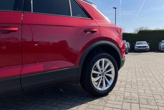 VOLKSWAGEN T-Roc Photo 46