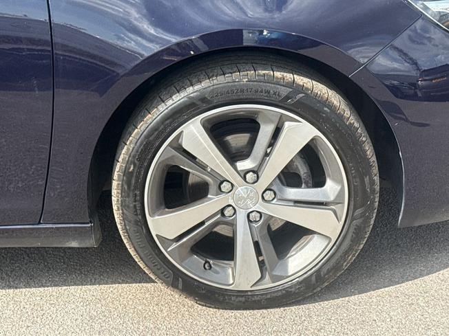 PEUGEOT 308 Photo 21