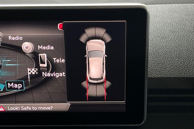 AUDI SQ5 Photo 21