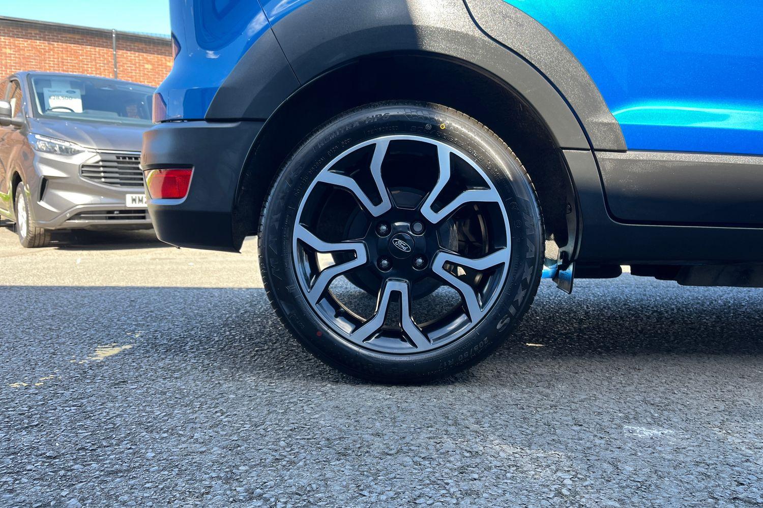 Ford ECOSPORT Photo 7