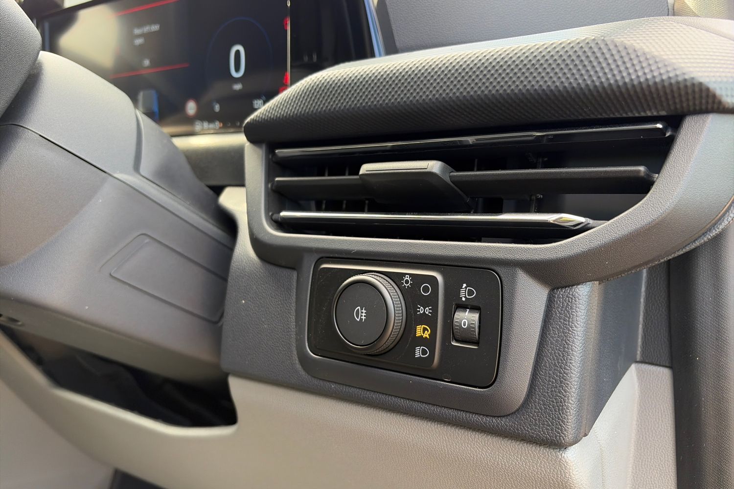 Ford TRANSIT CUSTOM Photo 28