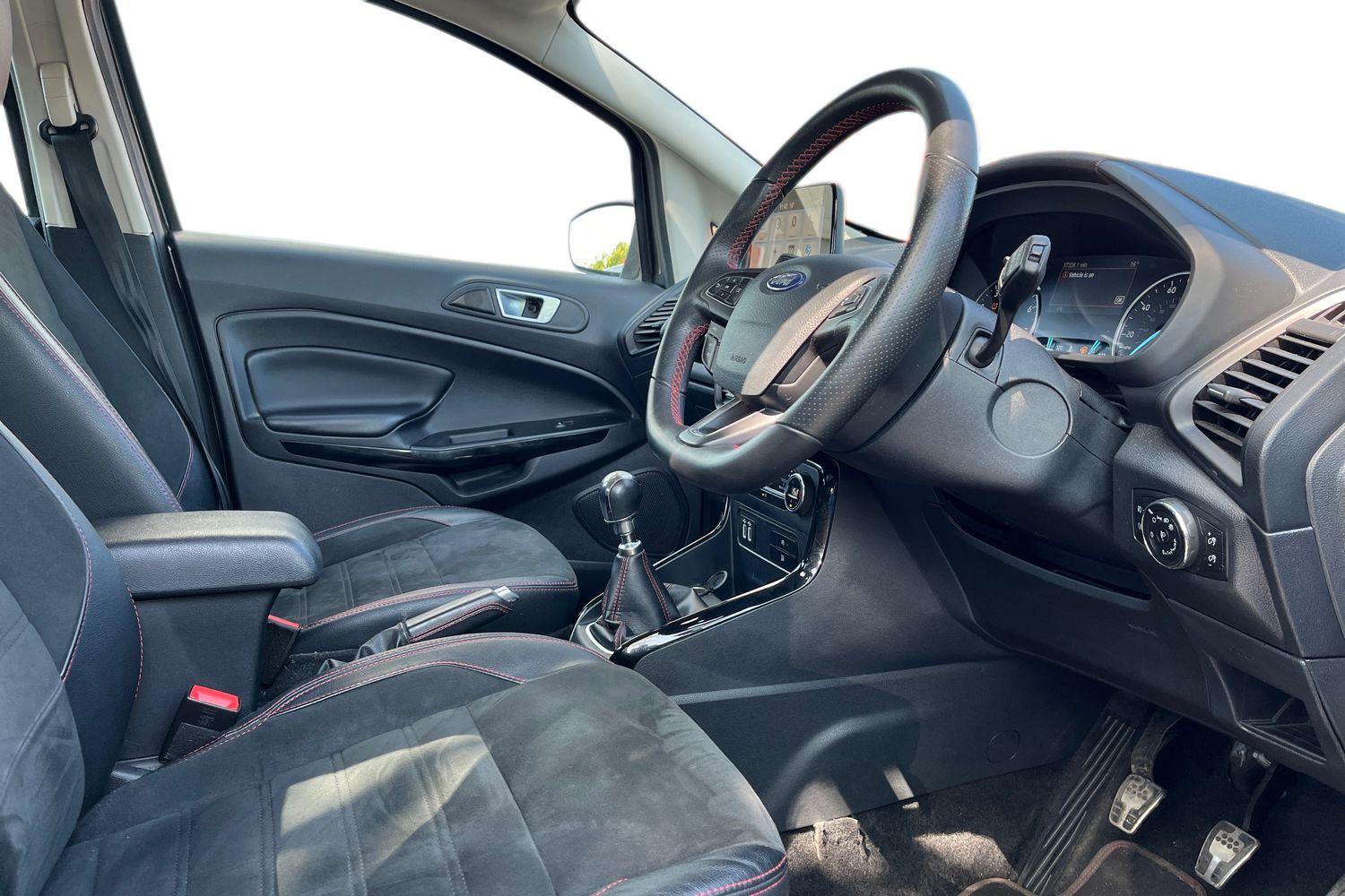 FORD ECOSPORT Photo 8