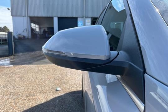 Hyundai KONA Photo autoimg-477b481e3eae7e2b483e40769b58327f51b32044.jpg