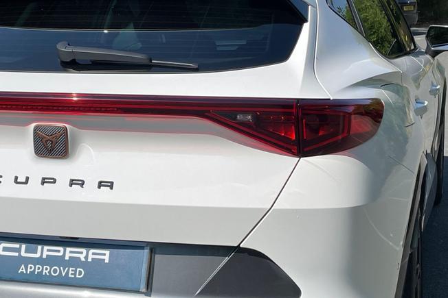 CUPRA Formentor Photo 18