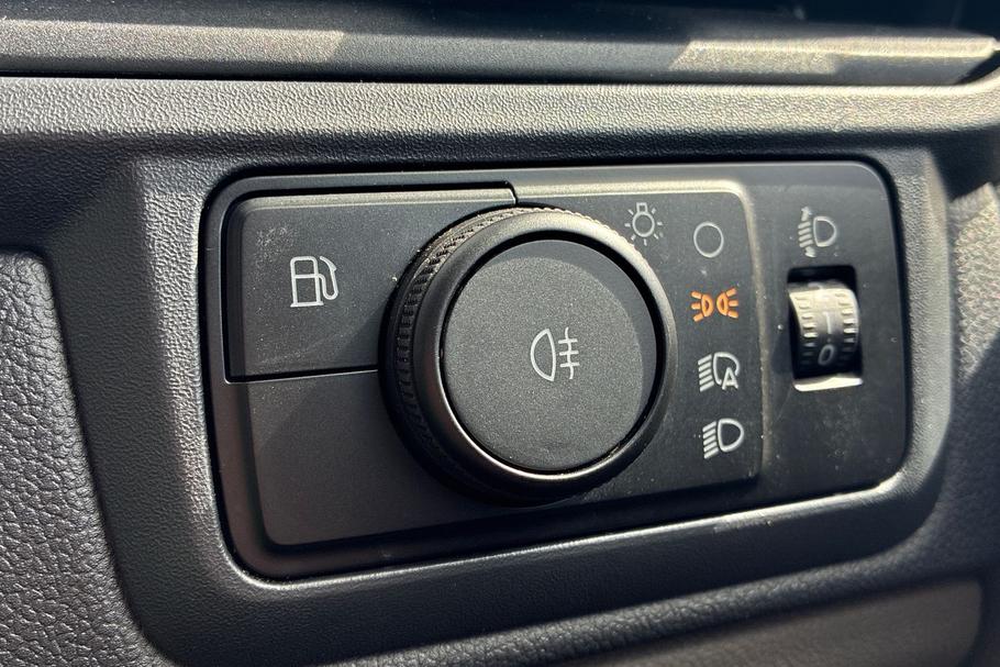 Used Ford TRANSIT CUSTOM WP75FXM 23