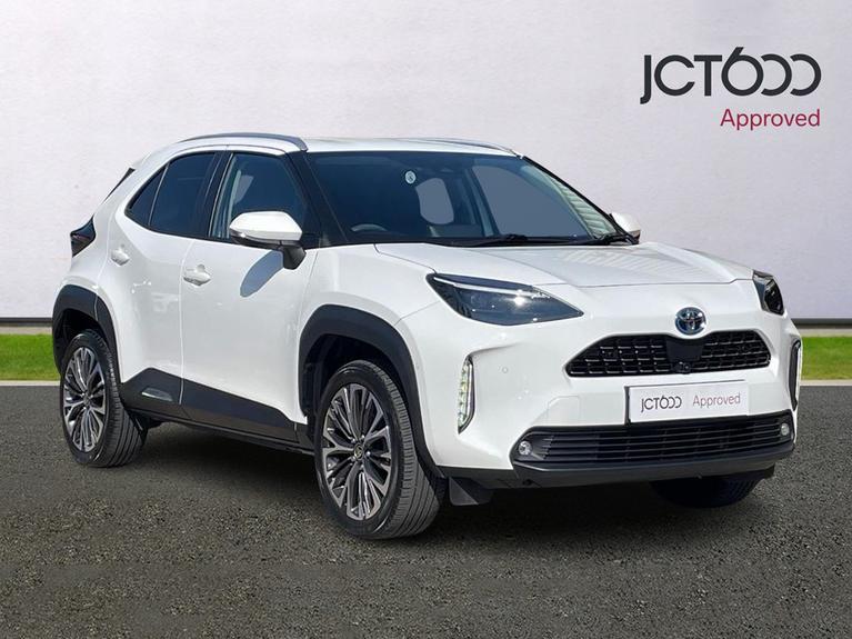 Used TOYOTA Yaris Cross