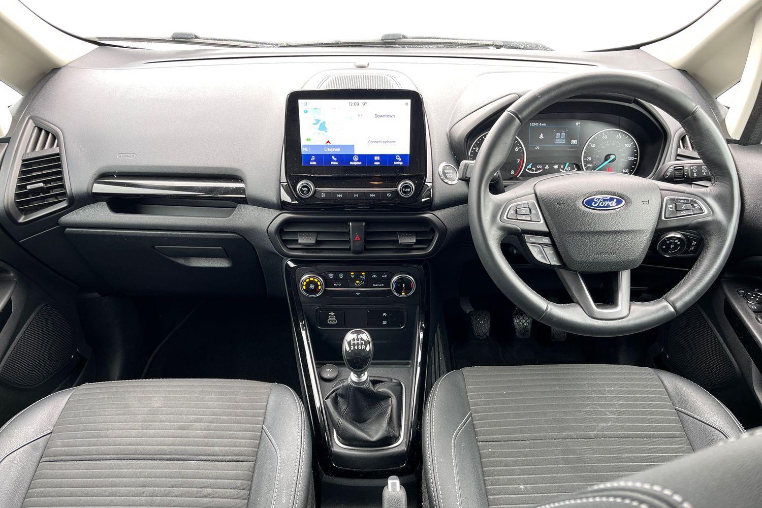 Ford ECOSPORT Photo 9