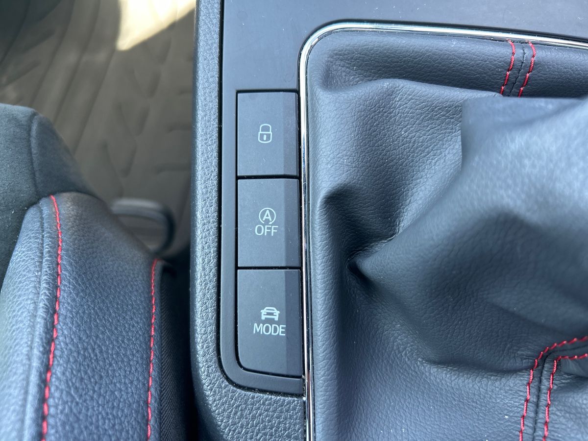 SEAT Ibiza Photo 26