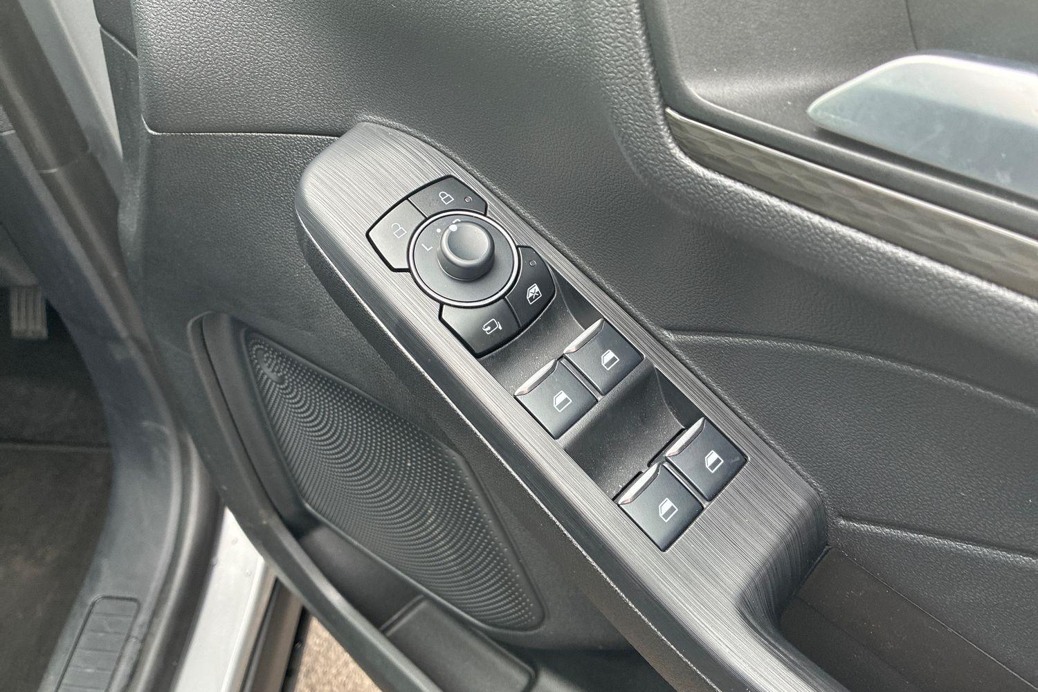 Ford Kuga Photo 15