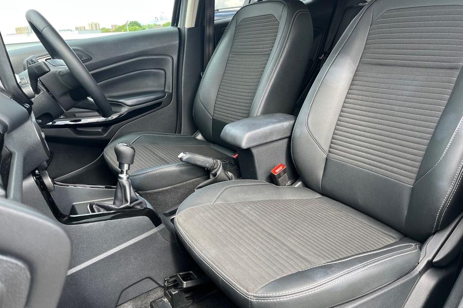 Ford EcoSport Photo autoimg-479104565682fb2dd10f1d5f6418a0bef84ce7ee.jpg