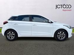 Hyundai i20 Photo 4