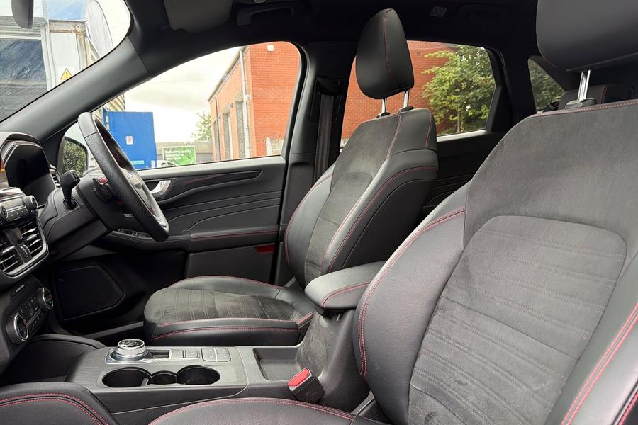 Ford KUGA Photo autoimg-4796ee58c7cd13d3d062bf2448c49e223150db50.jpg