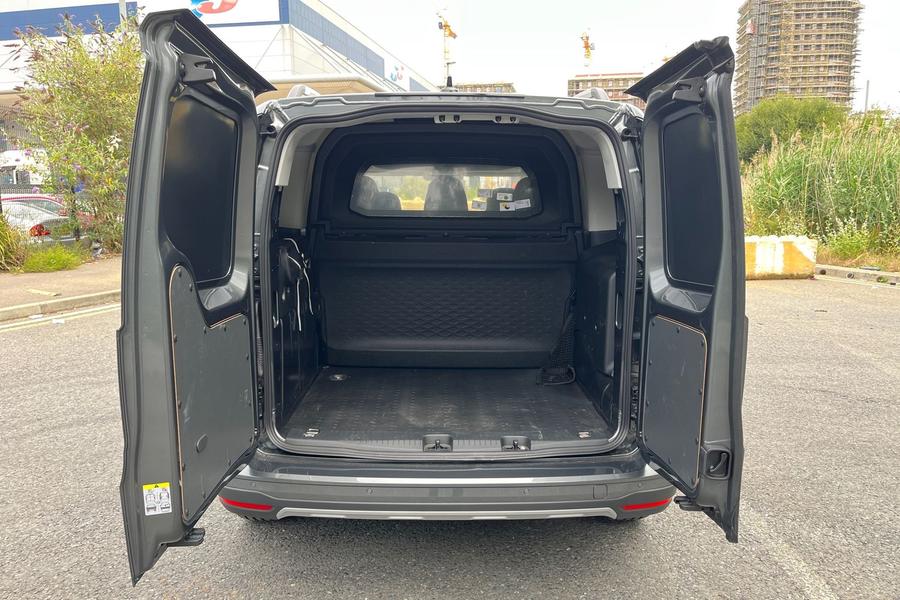 Ford TRANSIT CONNECT Photo autoimg-47970676e62d4c01684a51c1b91211cb3a258e5f.jpg