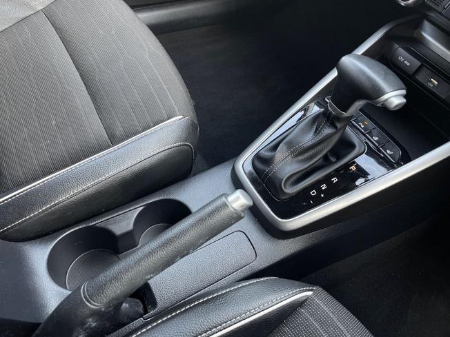 KIA Stonic Photo 40